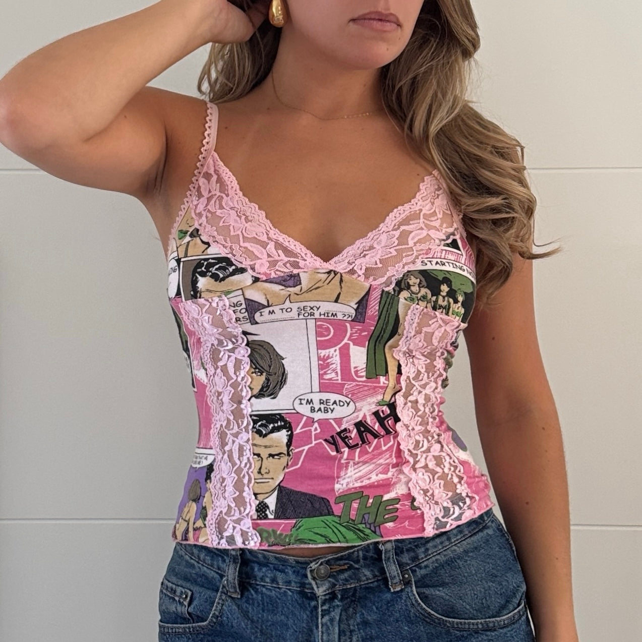 Pink comic style vest - Size S