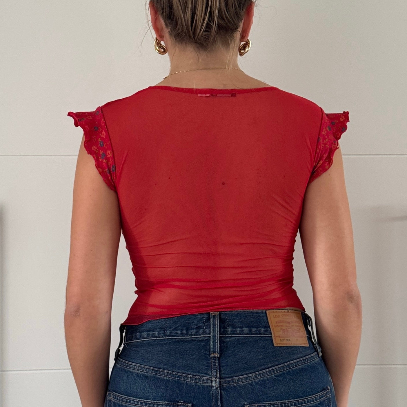 Red keyhole top - Size XS/S