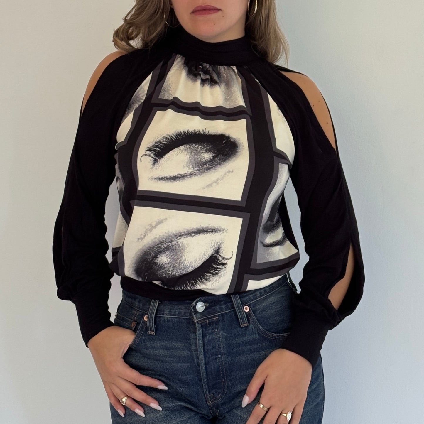 Eye print cutout top - Size S