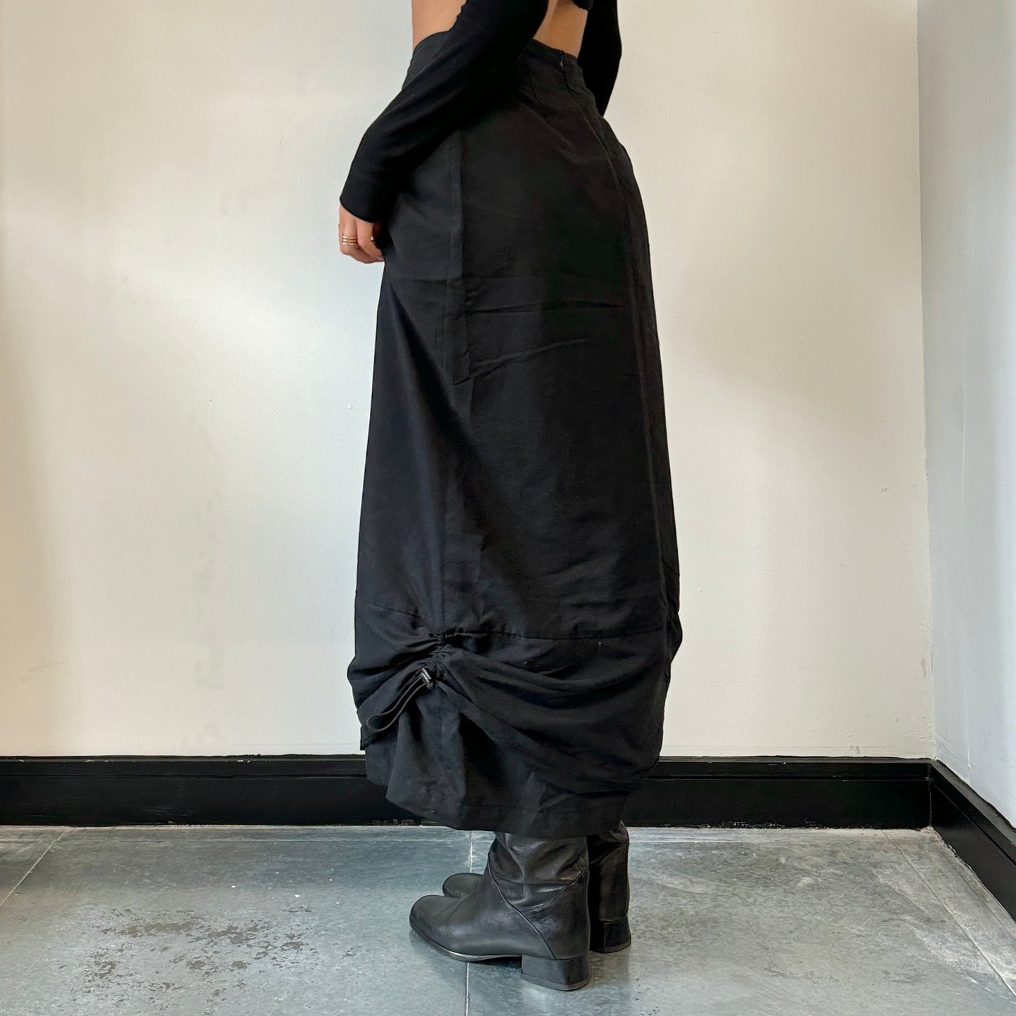 Long black ruched skirt - Size XS/S