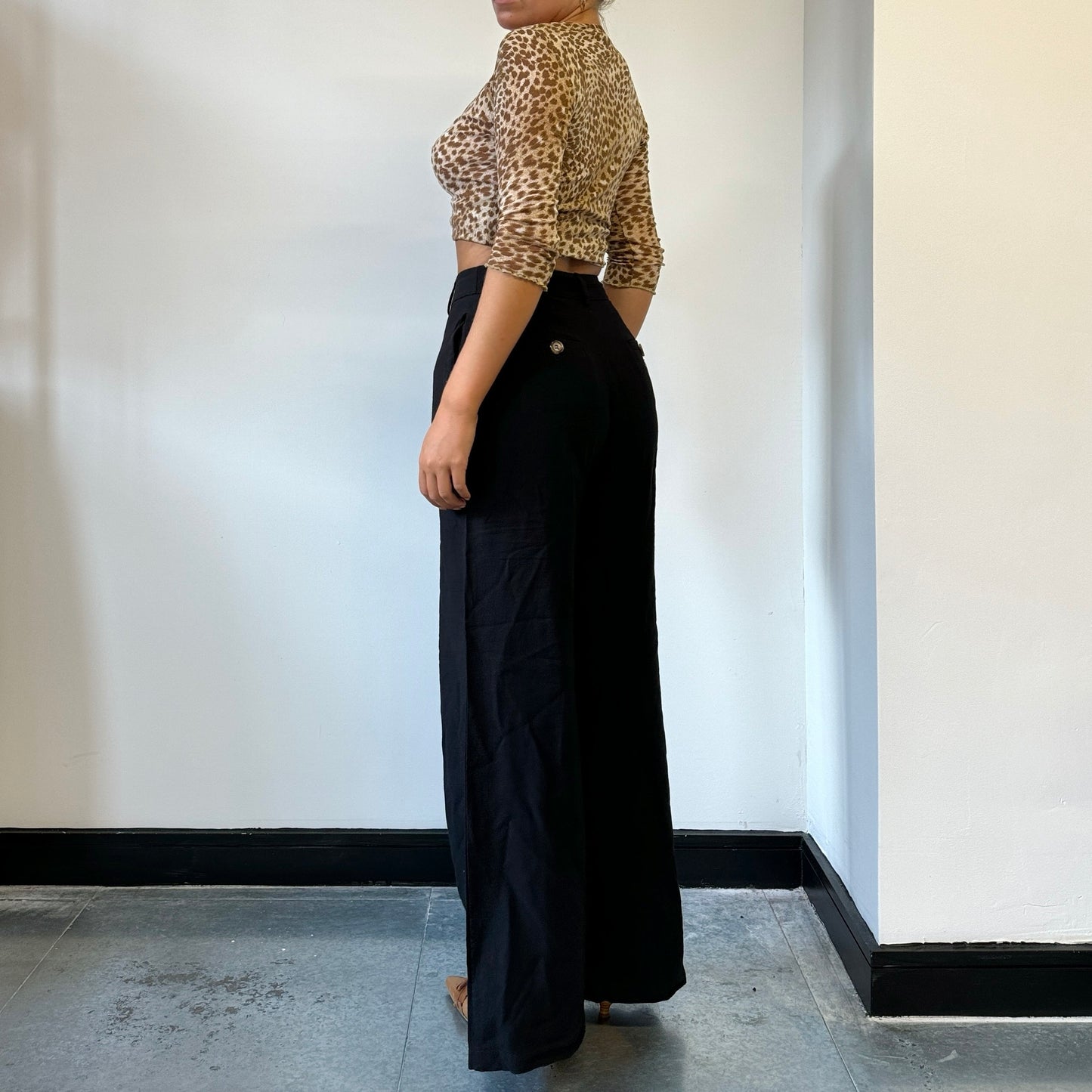 Black wide-leg high-waisted trousers - Size XS