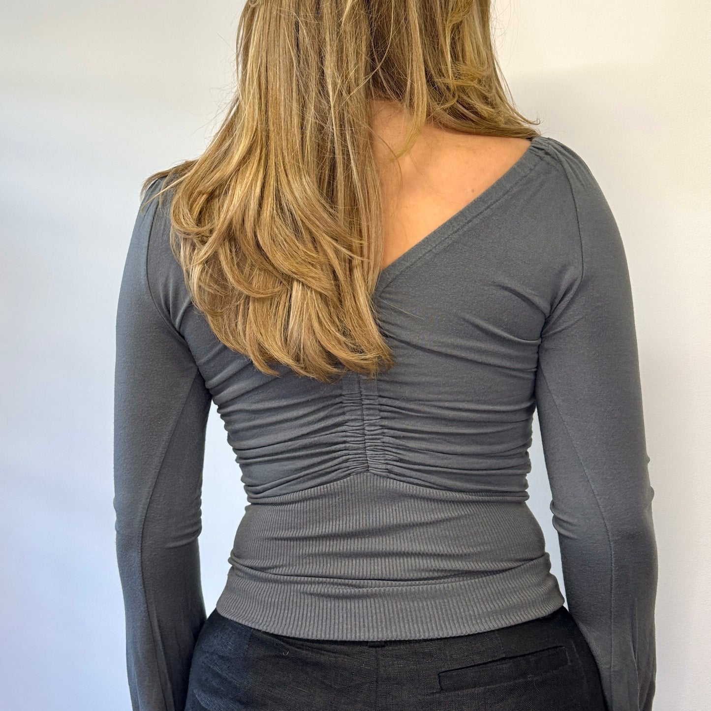 Grey ruched long-sleeve top - Size XS/S