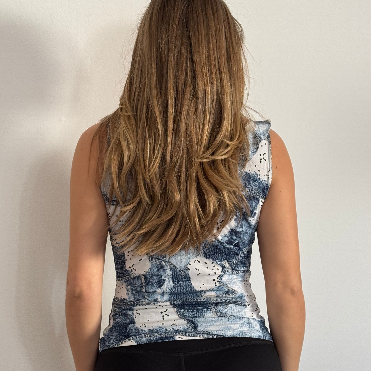 White and blue patchwork-style top - Size S
