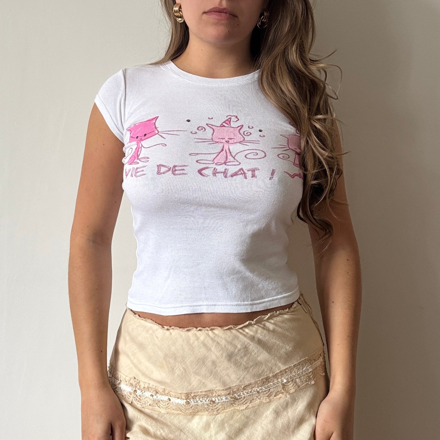 White cat tee - Size XS/S