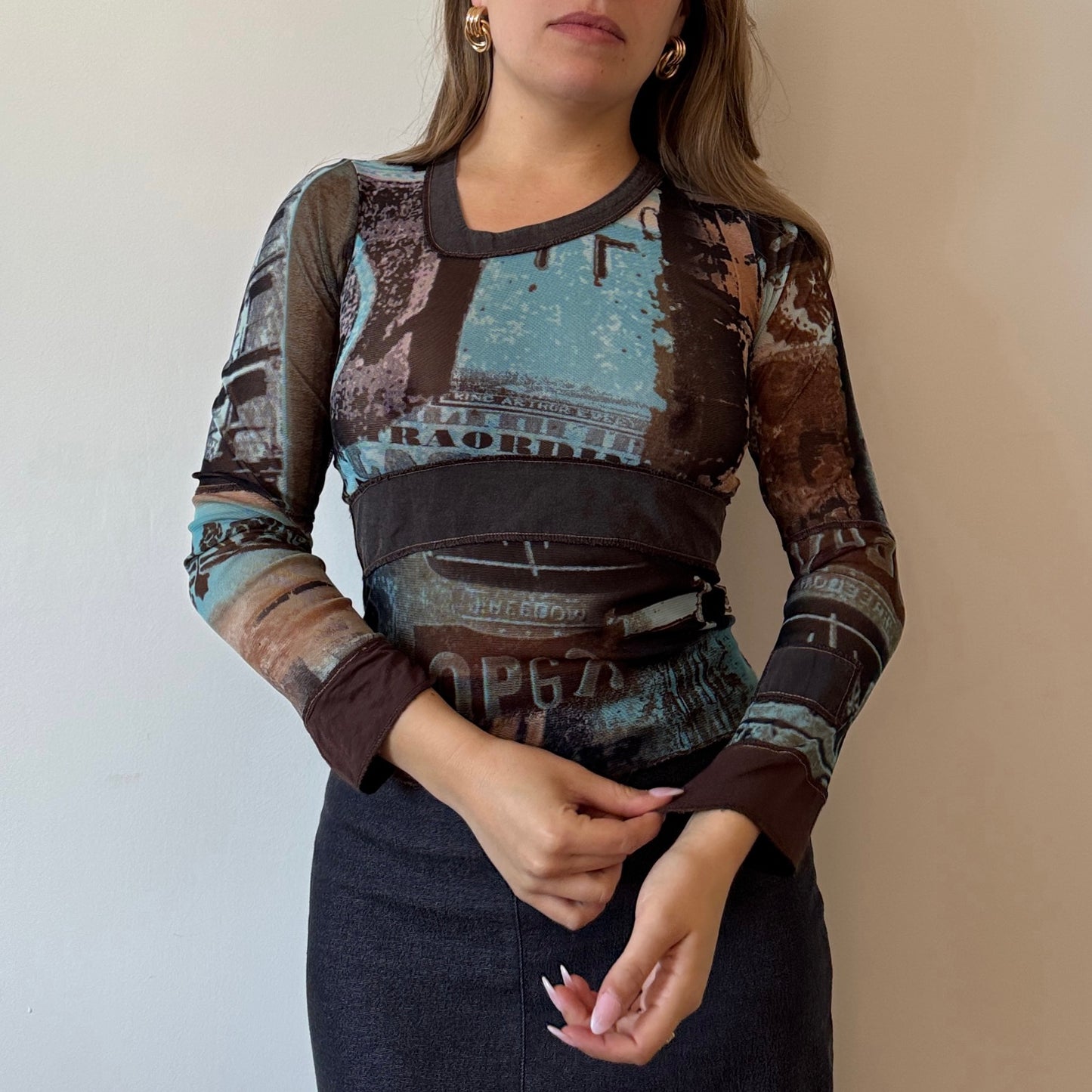 Graphic print mesh top - Size XS/S