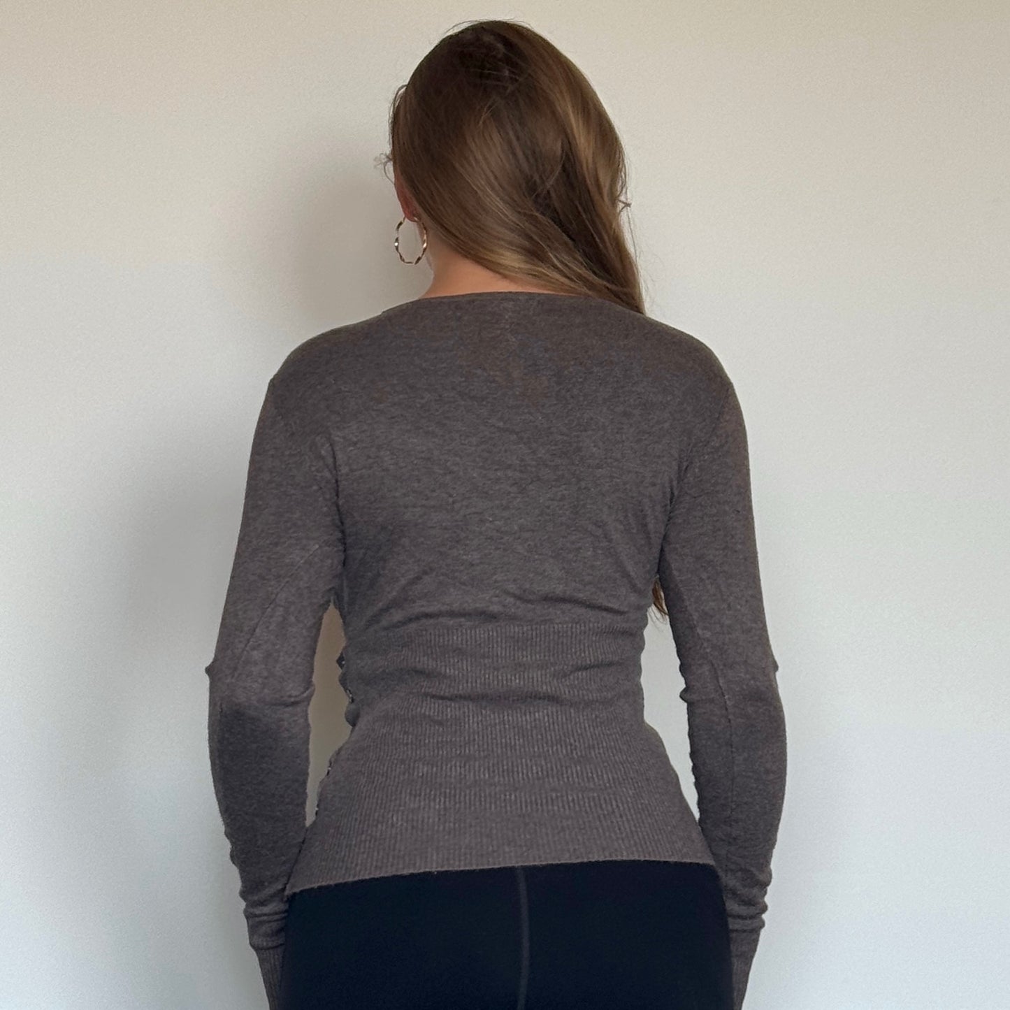 Grey knit top - Size S/M