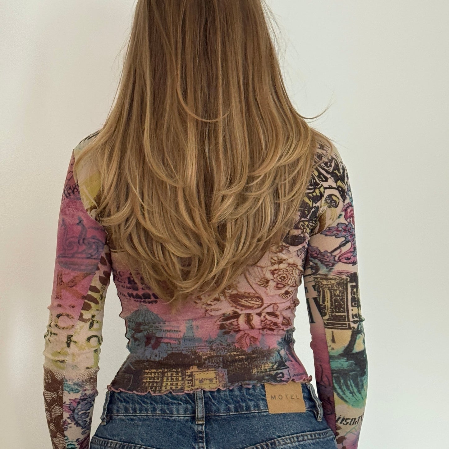 Pink graphic print mesh top - Size XS/S