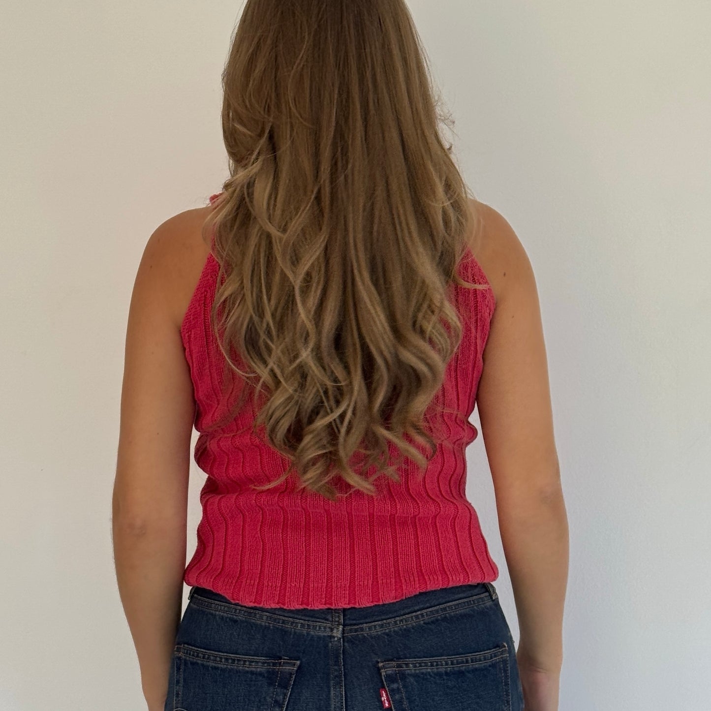 Red sleeveless knit top - Size S