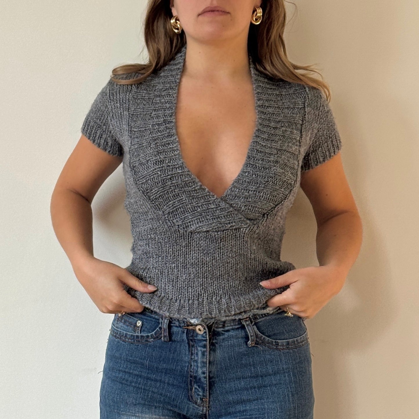 Grey knit top - Size M