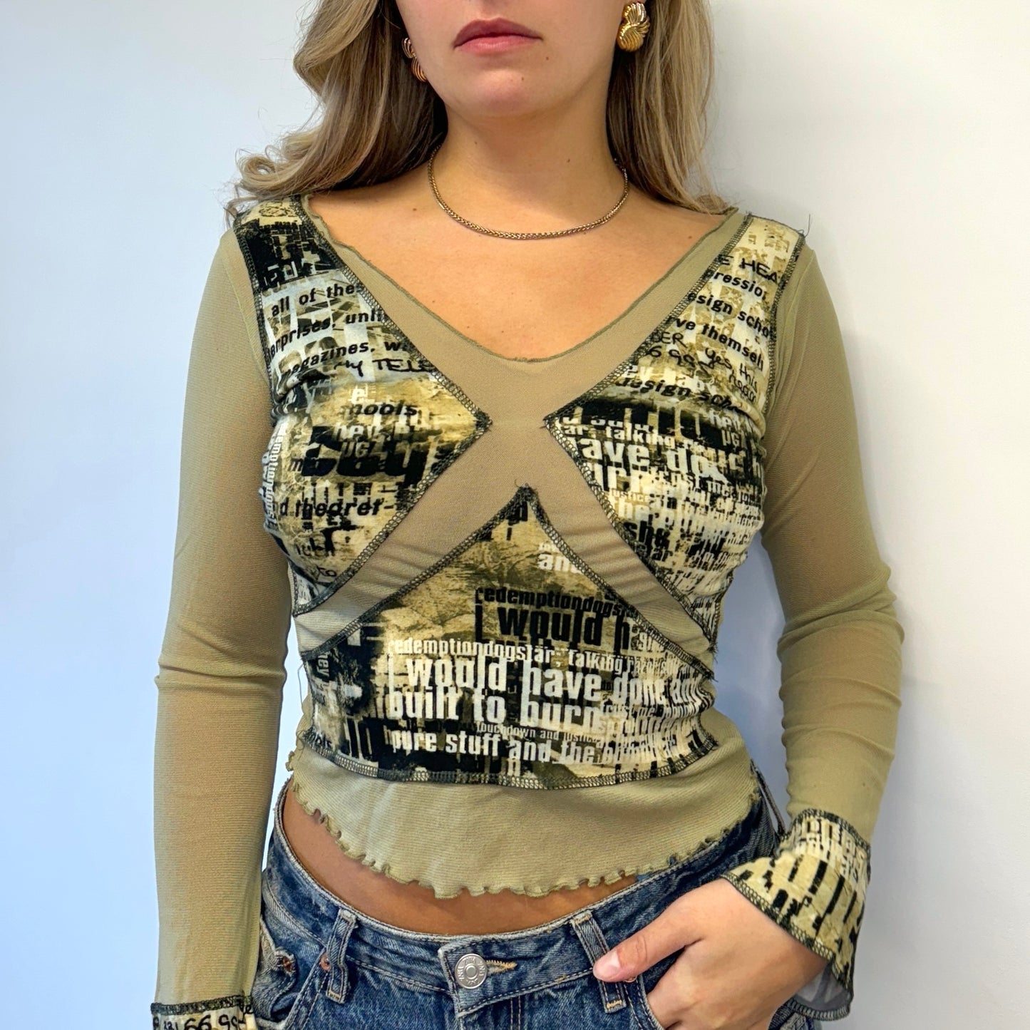 Green long-sleeved graphic mesh top - Size S