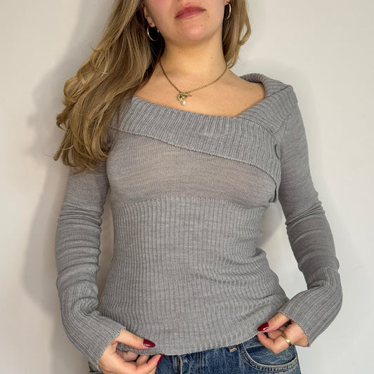 Grey knit top - Size S