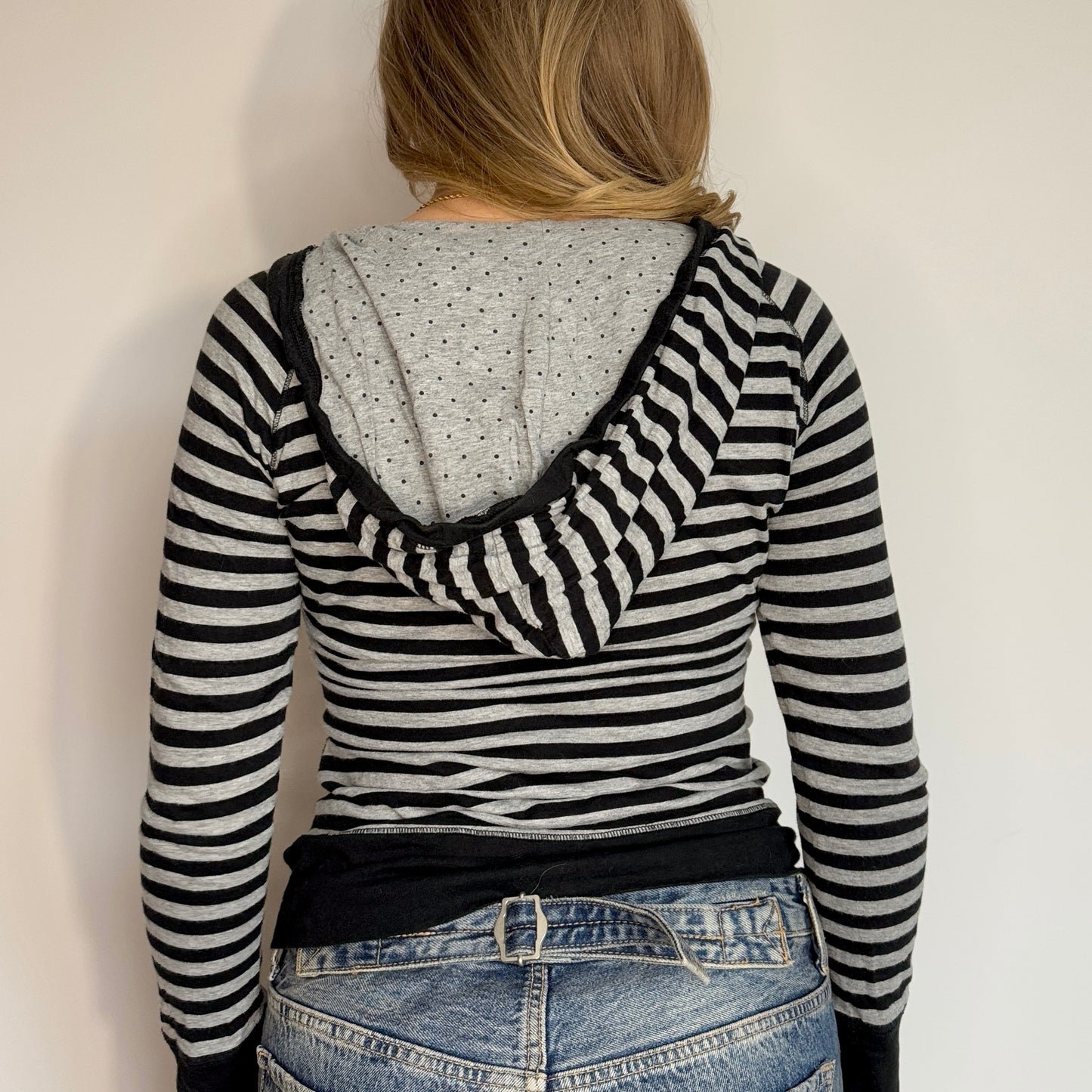 Grey striped hoodie - Size S