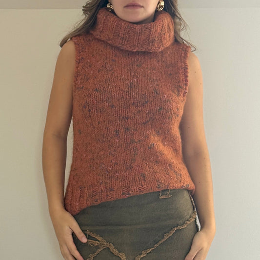 Orange knit top - Size M/L