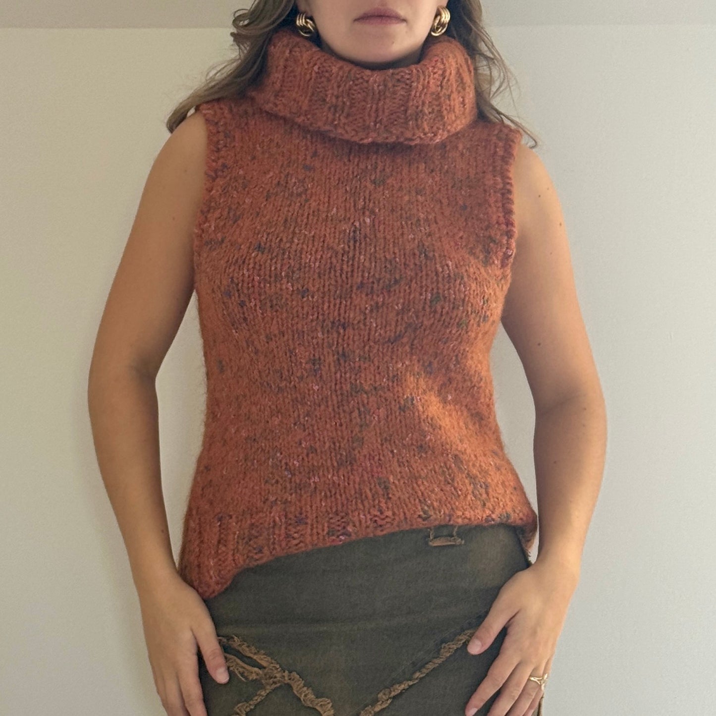 Orange knit top - Size M/L