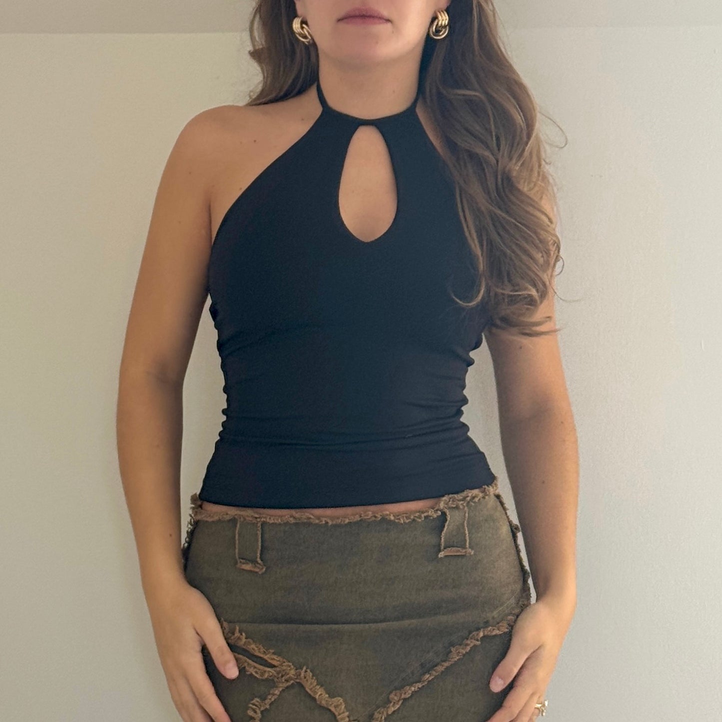 Black keyhole vest - Size S